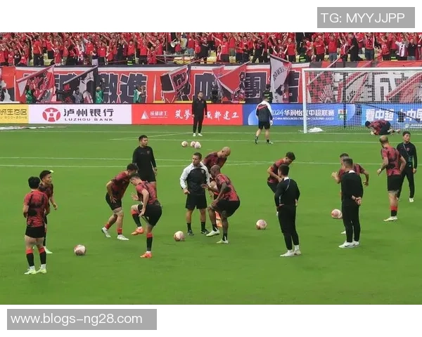 伊塔尔与多瑙的激烈对决揭示足球战术的魅力与精彩瞬间